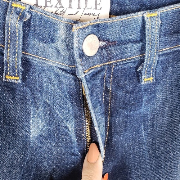 Textile Elizabeth and James Jimi Washed Dye Flare Leg Jeans 30 Blue Released Hem - Picture 3 of 11